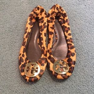 Tory Burch Flats — leapord